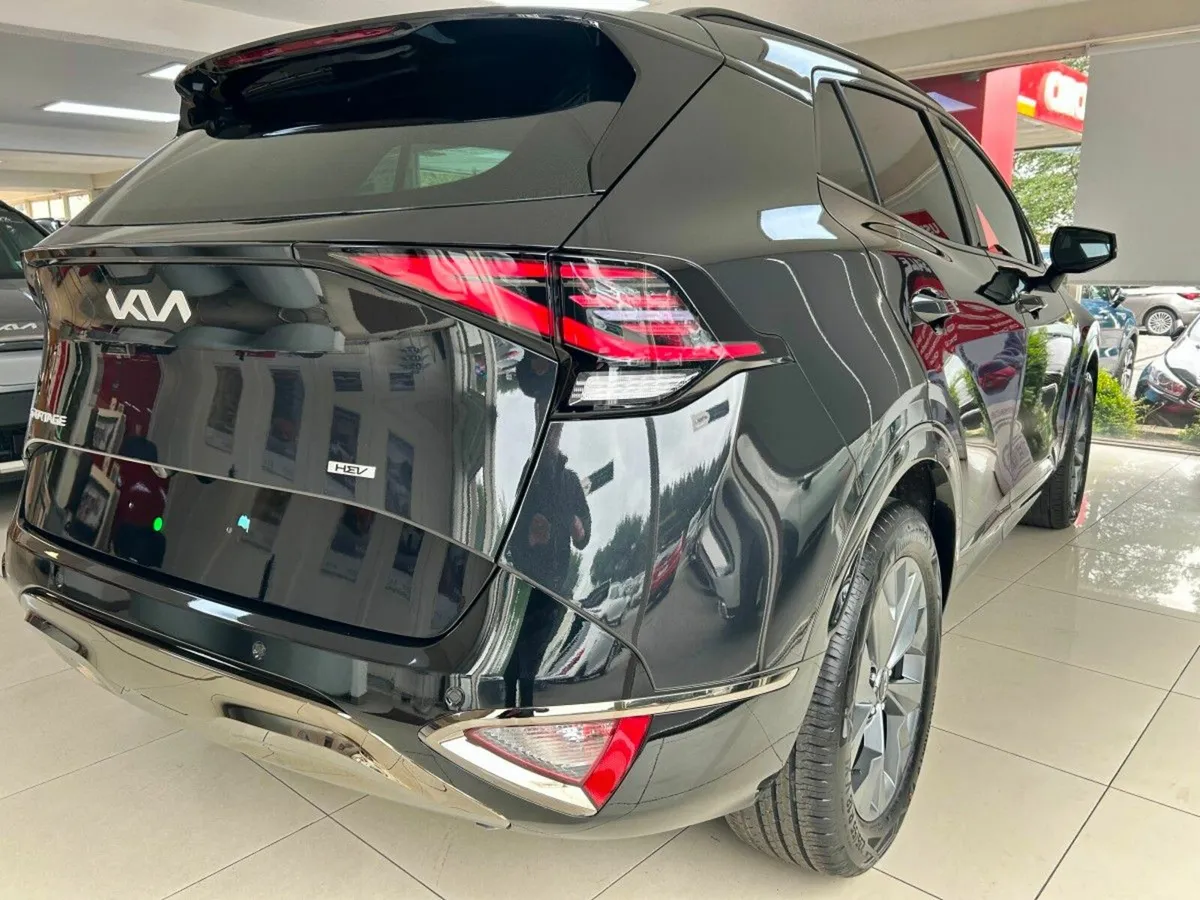 Kia Sportage HEV Automatic - Image 3
