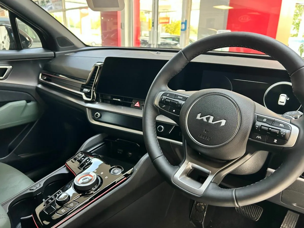 Kia Sportage HEV Automatic - Image 4