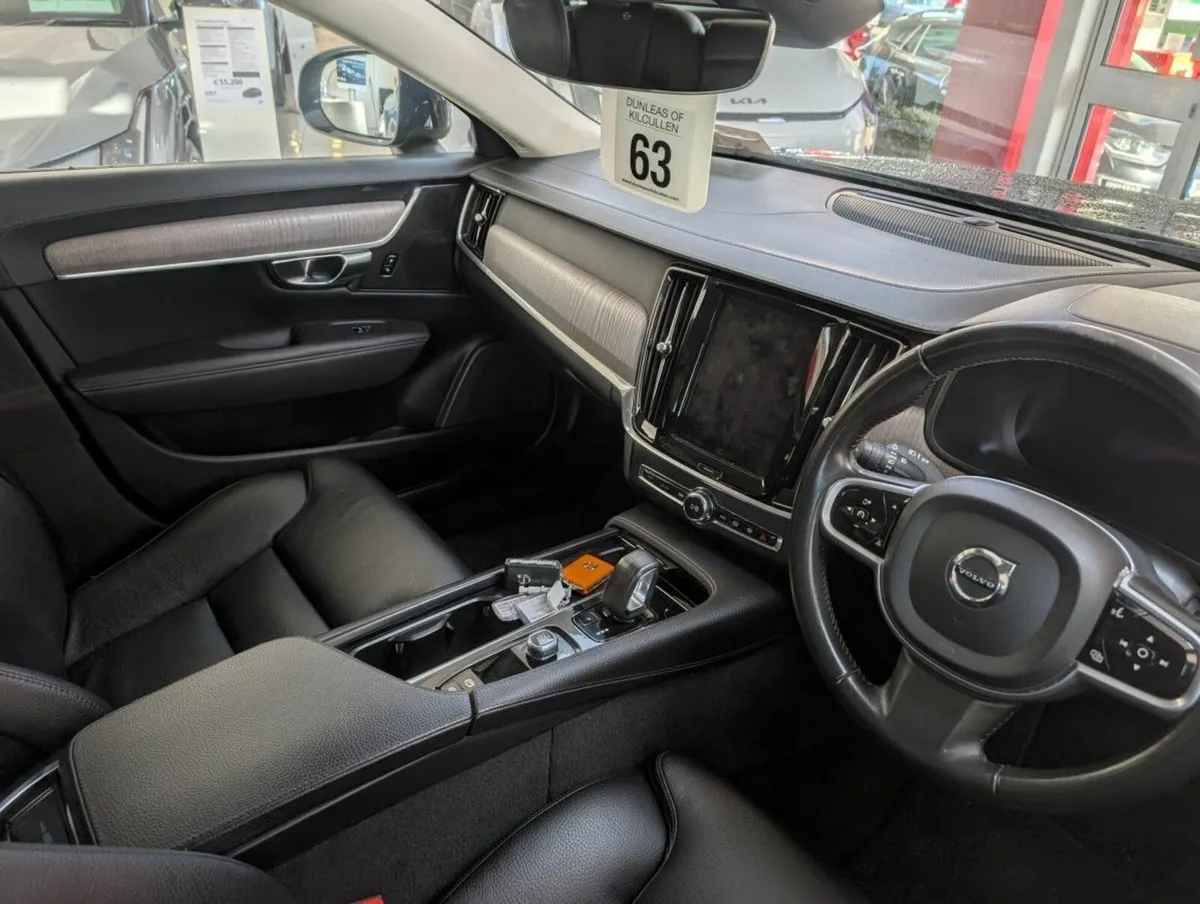 Volvo V90 PHEV T6 (340hp) Inscription Exp AWD - Image 4