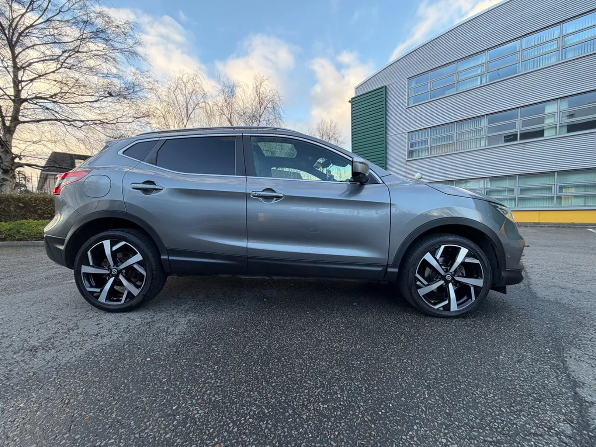 Nissan Qashqai 1.5 DCI Tekna Premium Huge Spec - Image 3
