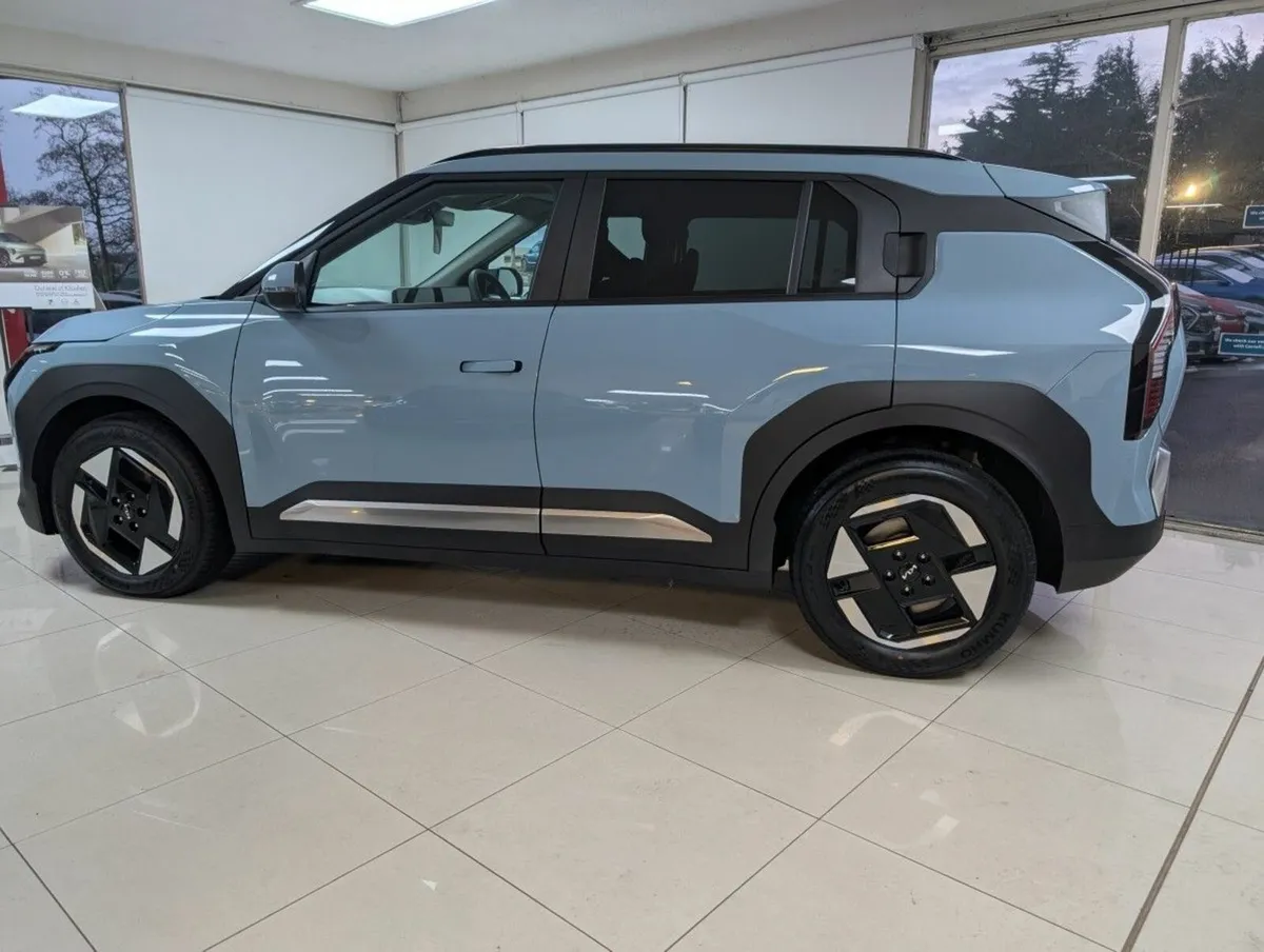 Kia EV3 Earth 3 LR - Image 3