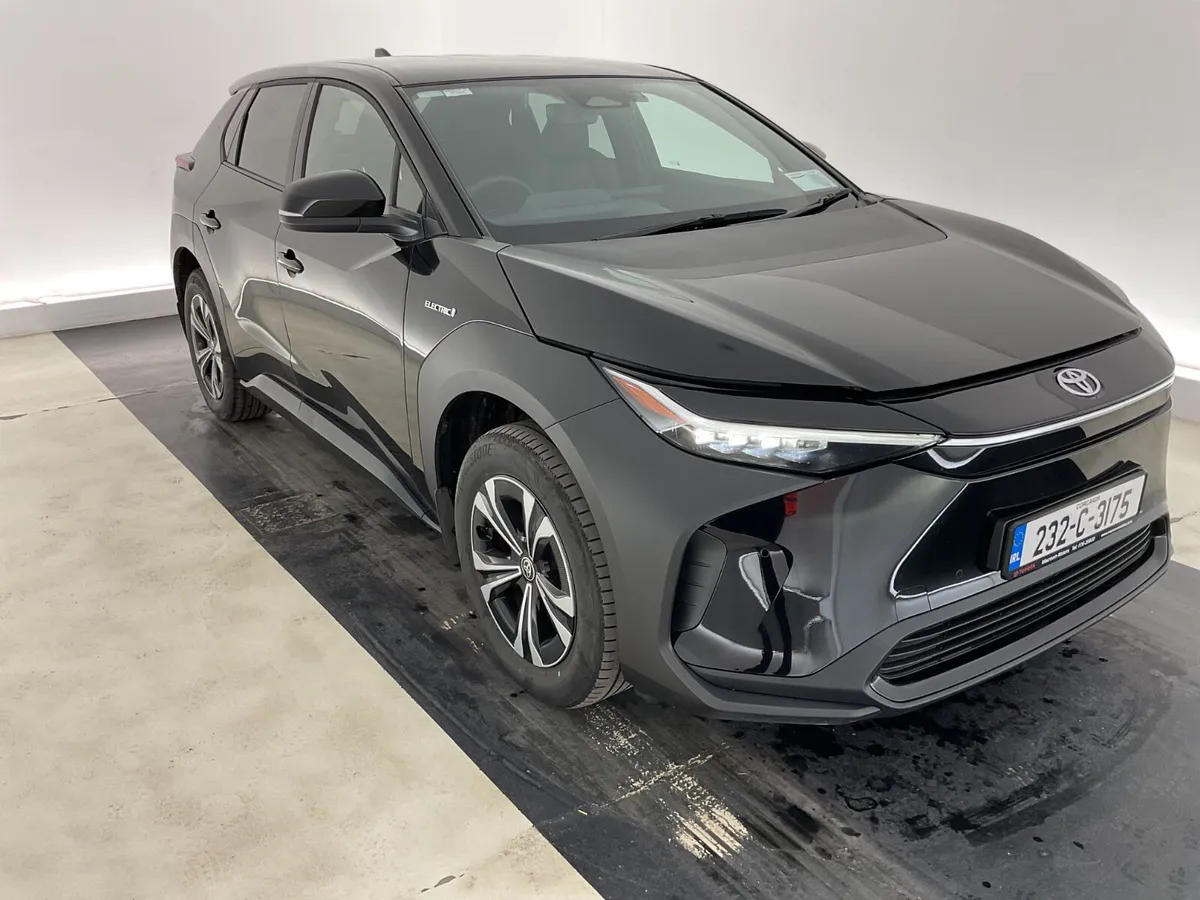 Toyota bZ4X 2023 For Auction - Image 2