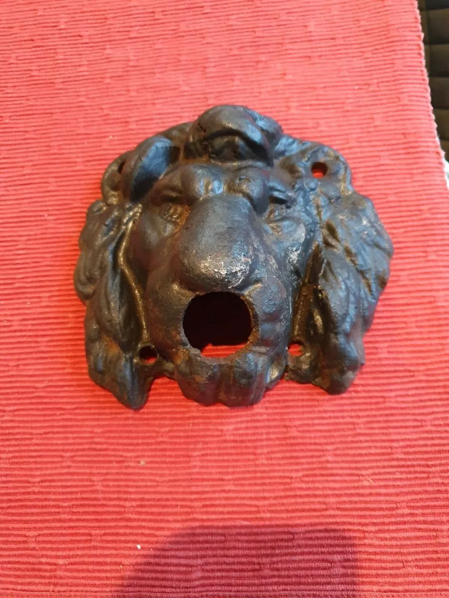 Victorian  Lion head water spout - Image 1