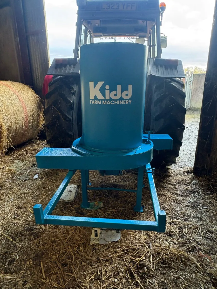 Kidd Straw Chopper - Image 1