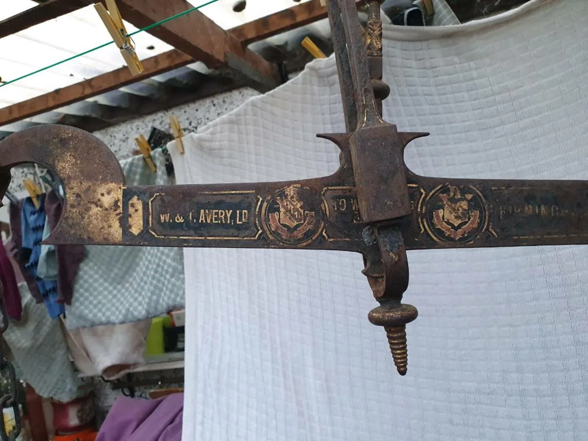 Victorian  Avery balance scales - Image 4