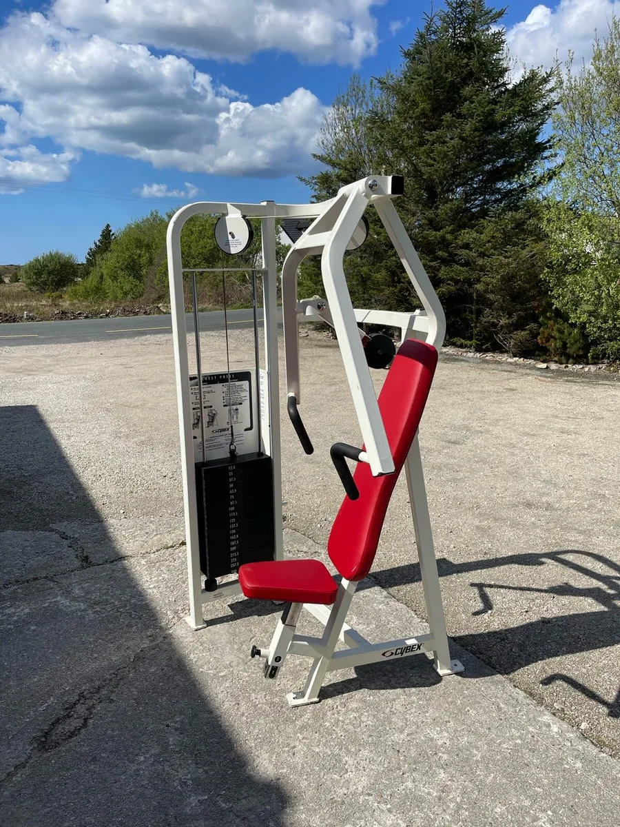 Cybex VR Chest Press - Image 1