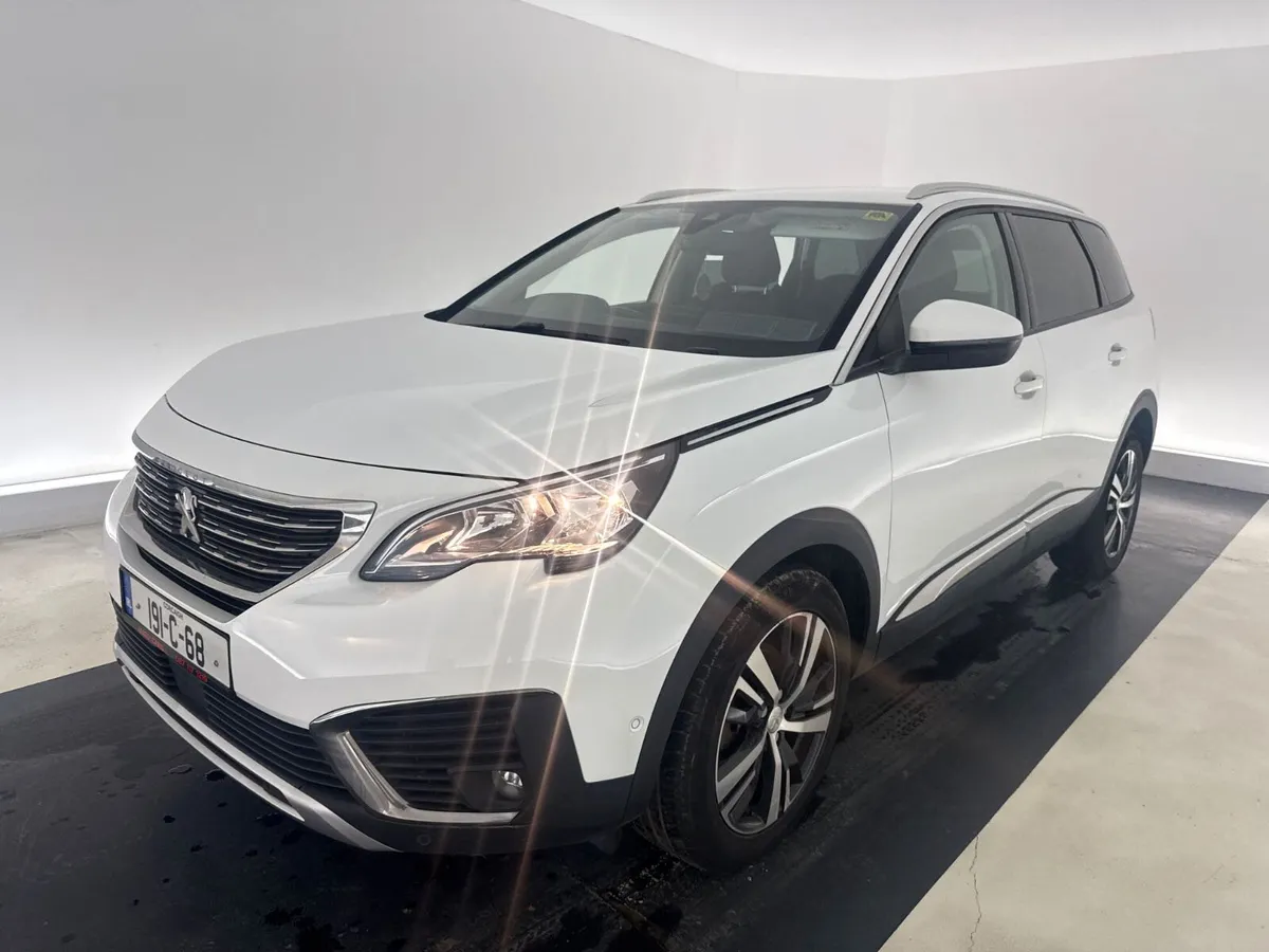 Peugeot 5008 2019 For Auction - Image 1