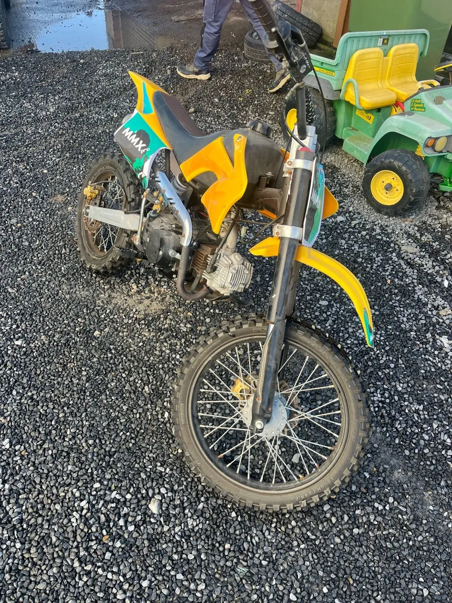 Dirt bike - Image 1