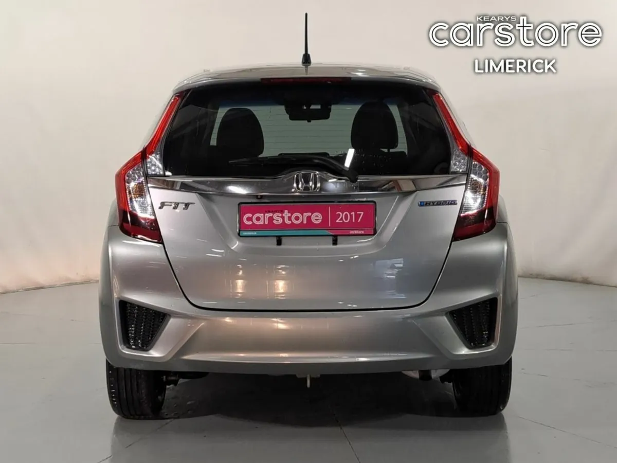 Honda Fit 1.5 HYBRID AUTO - Image 4