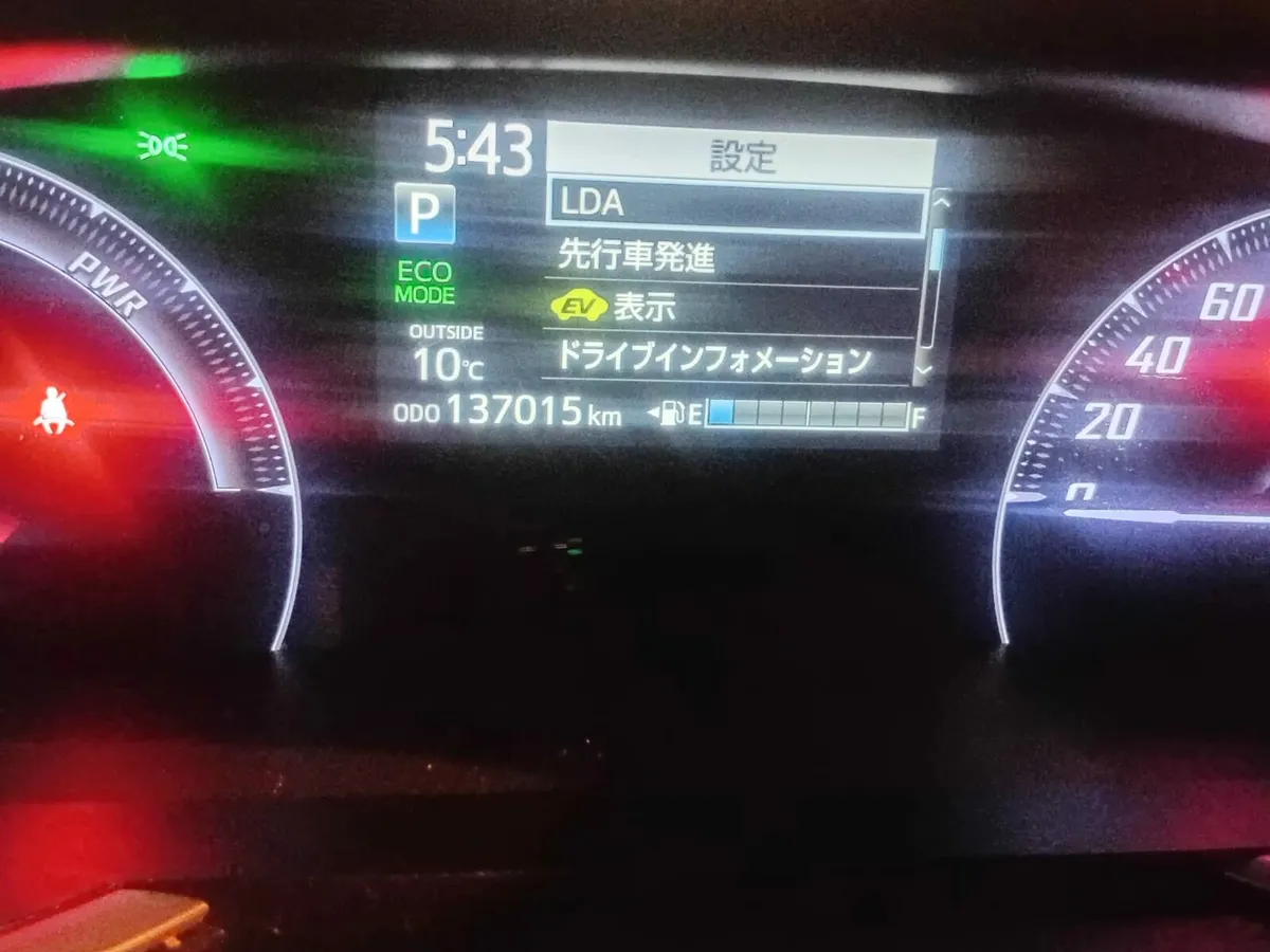 Tayota sienta 7 seater - Image 1