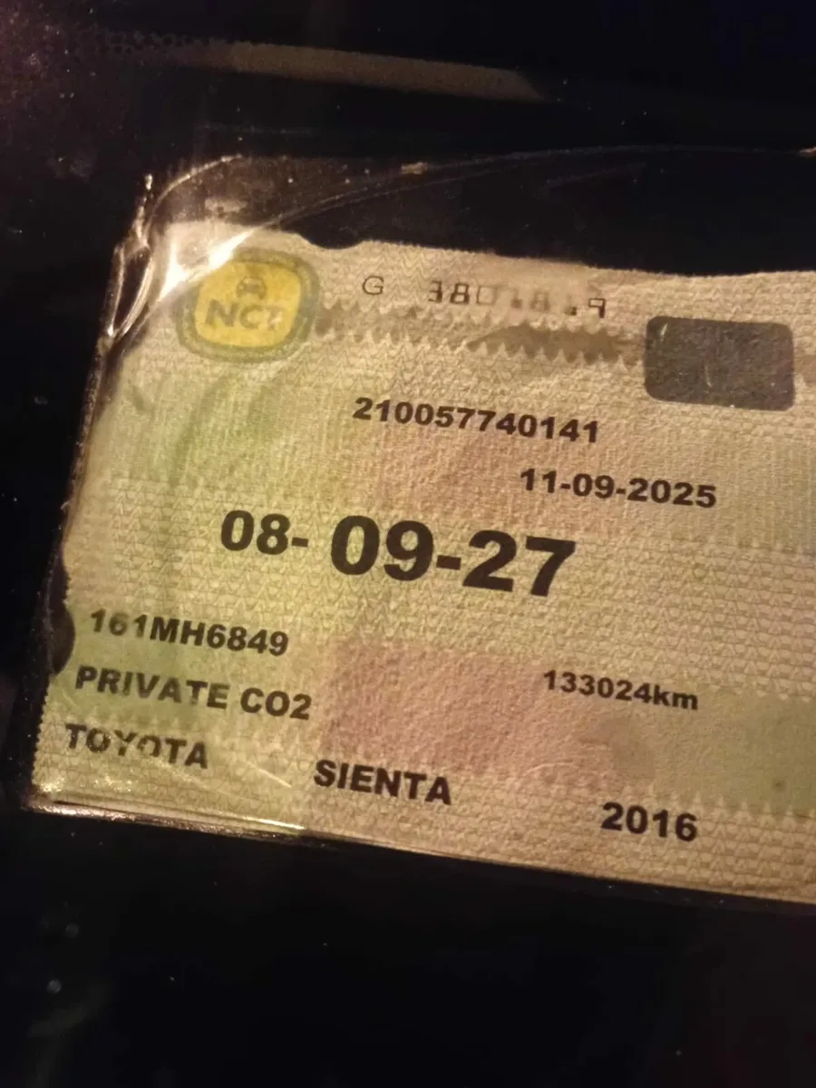 Tayota sienta 7 seater - Image 2