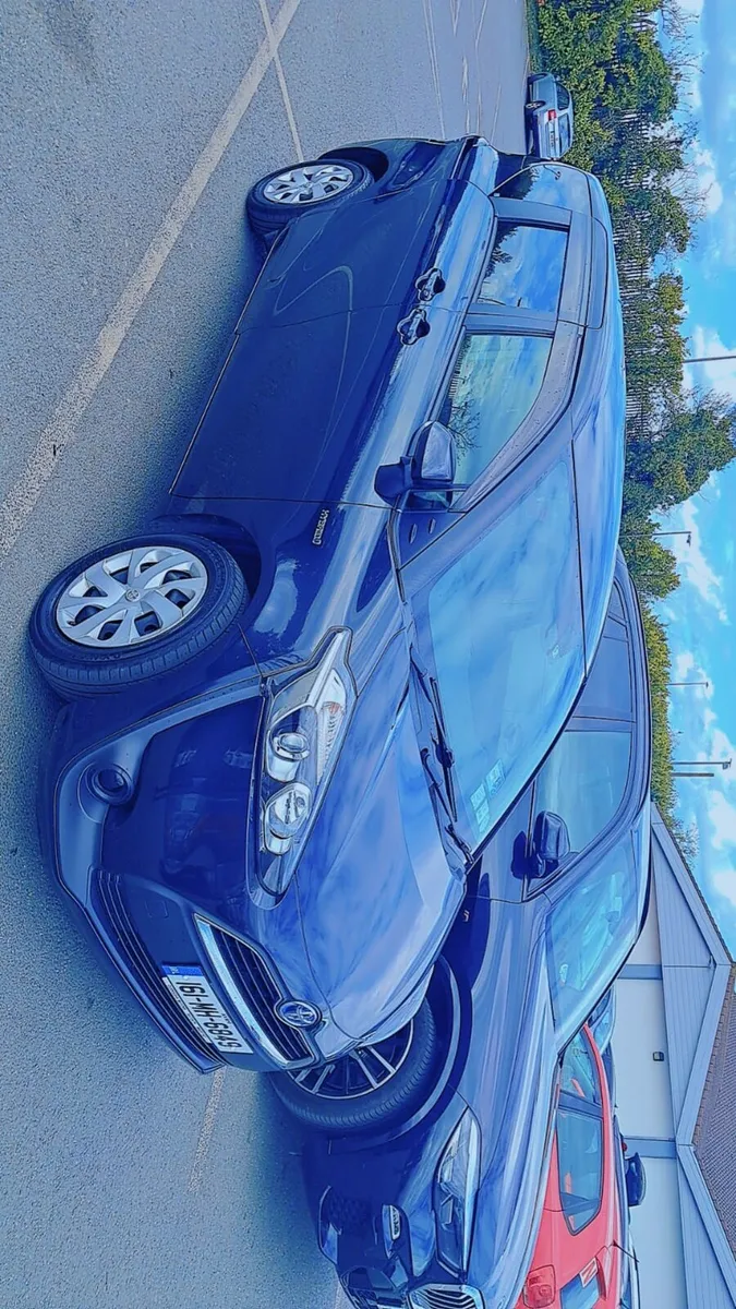 Tayota sienta 7 seater - Image 3