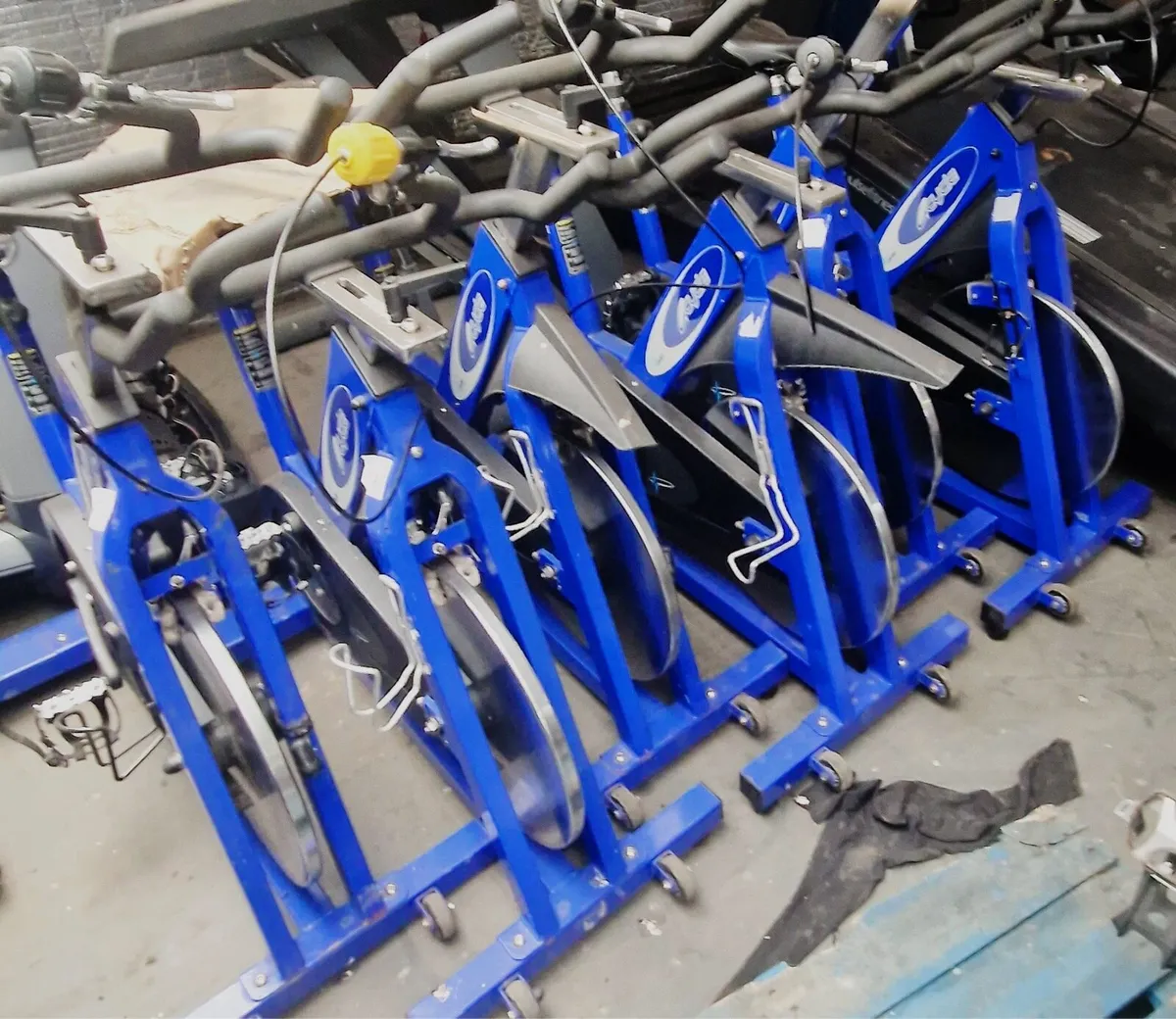 PULSE SPIN BIKES - Image 1