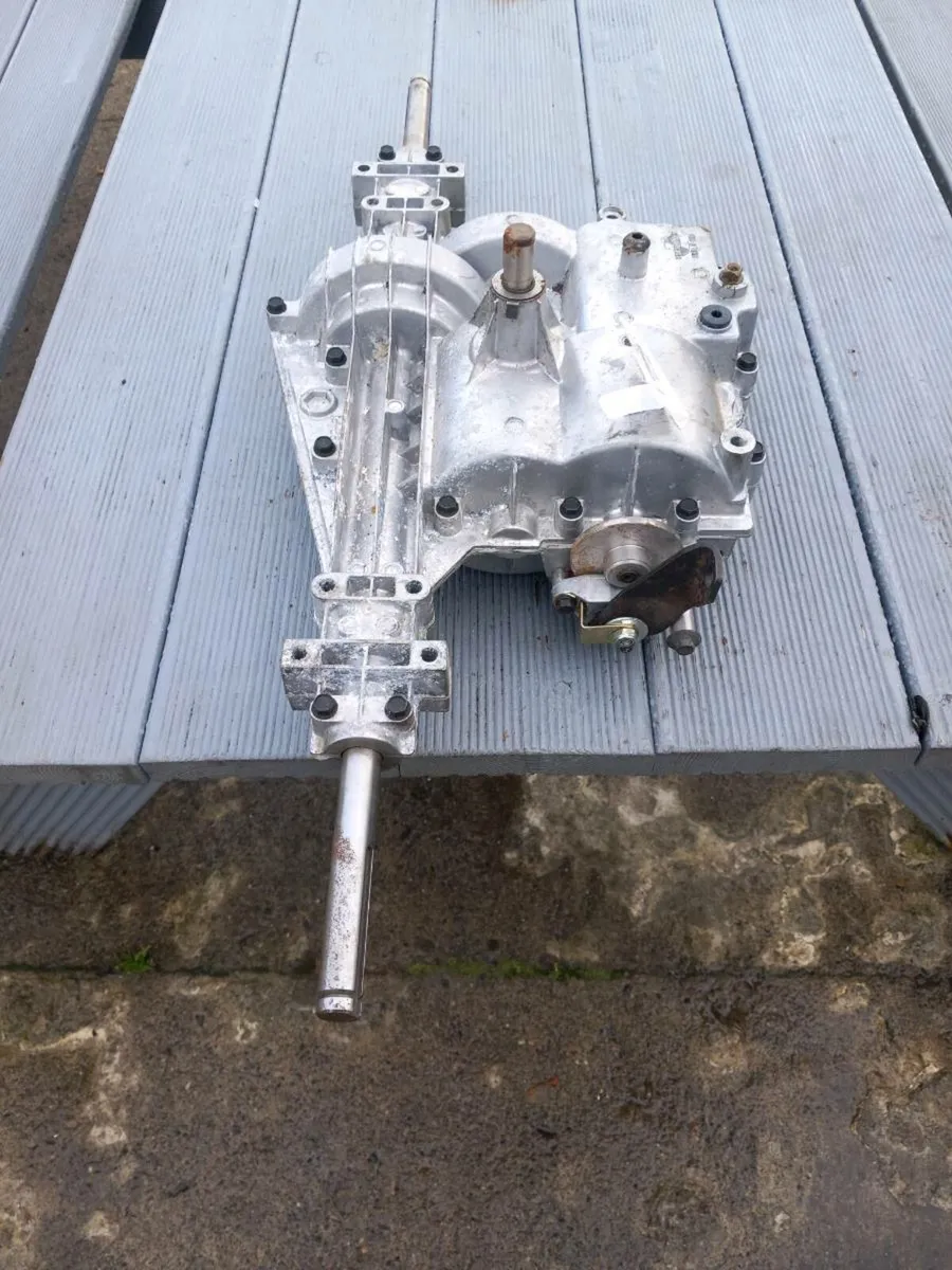 New peerless manual gearboxes for sale - Image 2