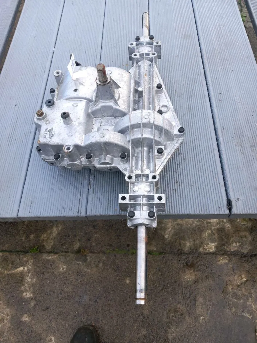 New peerless manual gearboxes for sale - Image 4