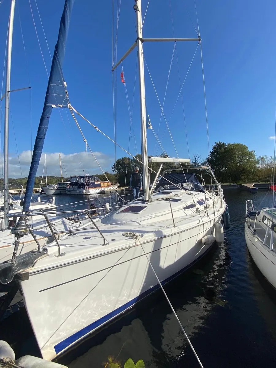 Sailing Yacht 2005 Hunter Legend 38 - Image 2