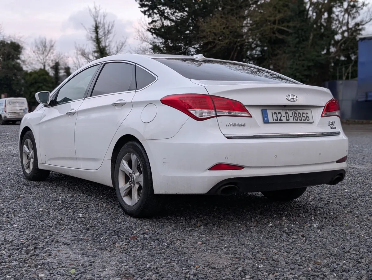 2013 Hyundai i40  1.7 Executive Diesel - Image 4