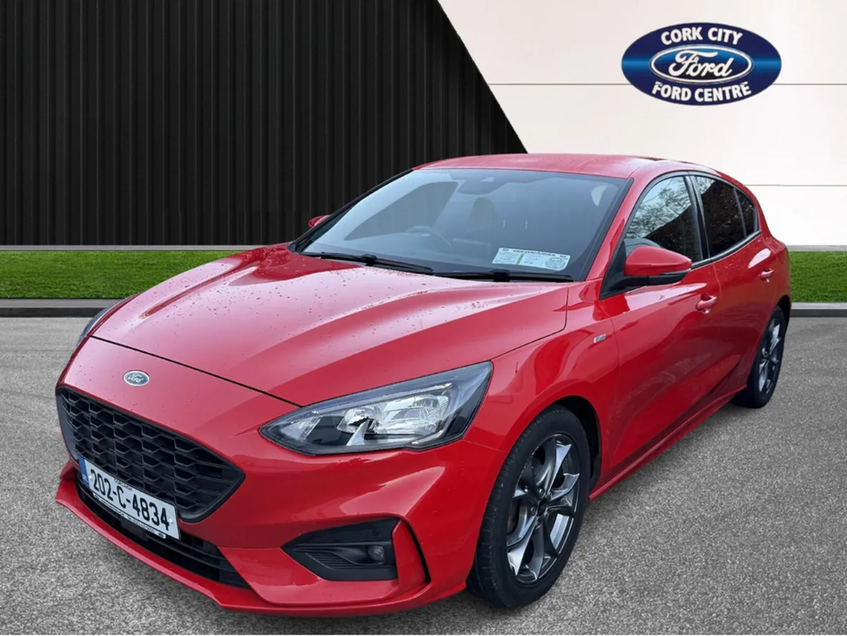 Ford Focus ST-LINE EDITION 5DR 1.5 TD 120 M6 - Image 3