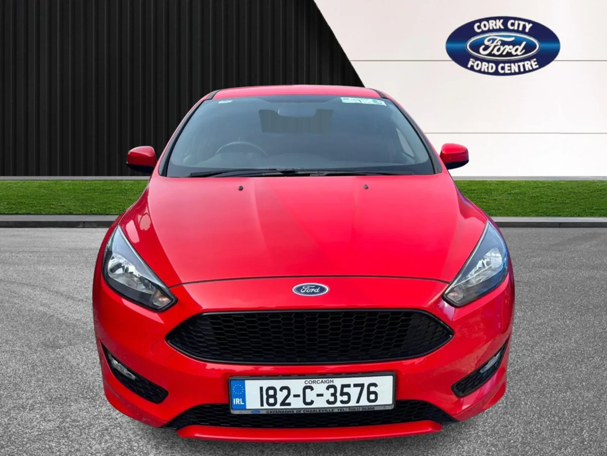 Ford Focus ST-LINE 1.0 ECOBOOST 125PS 6SPEED - Image 4
