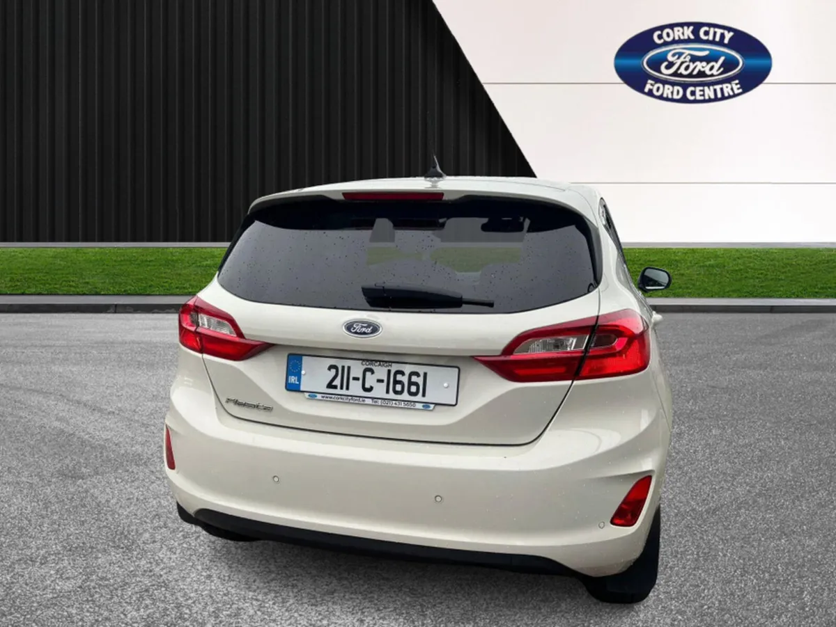 Ford Fiesta TITANIUM 5DR 1.0T 95 4DR - Image 2