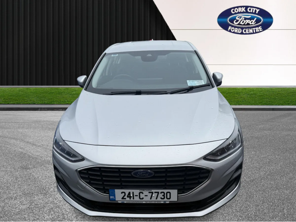 Ford Focus TITANIUM 1.0T 125 M6 4DR - Image 4