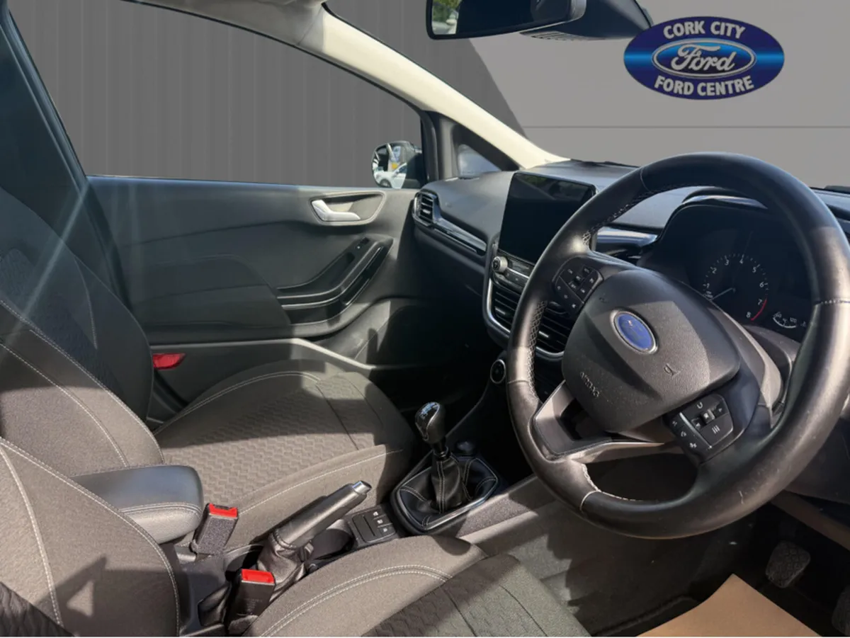 Ford Fiesta TITANIUM 5DR 1.0T 100 S6 S6.2 M6 4 - Image 4