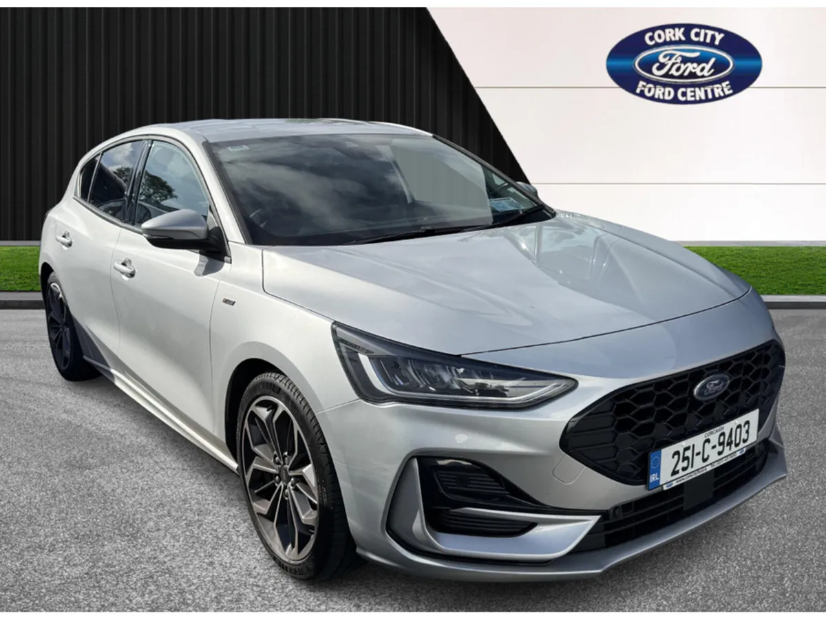 Ford Focus ST-LINE X 5DR 1.0T 125 MHEV - Image 1