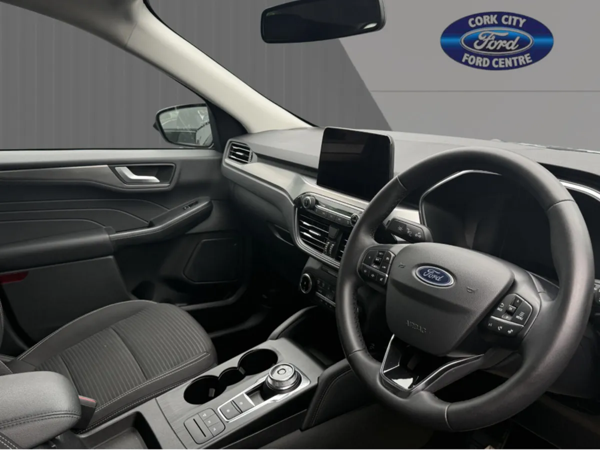 Ford Kuga TITANIUM 2.5 PHEV 225 S6.2 - Image 2