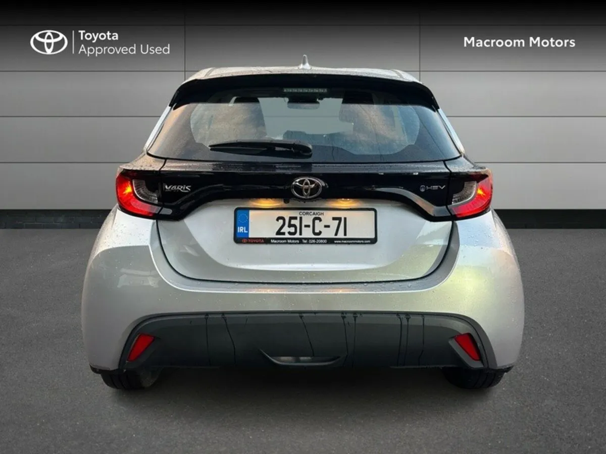 Toyota Yaris FRESH SELECTION OF TRADE-INS Yaris Hy - Image 4