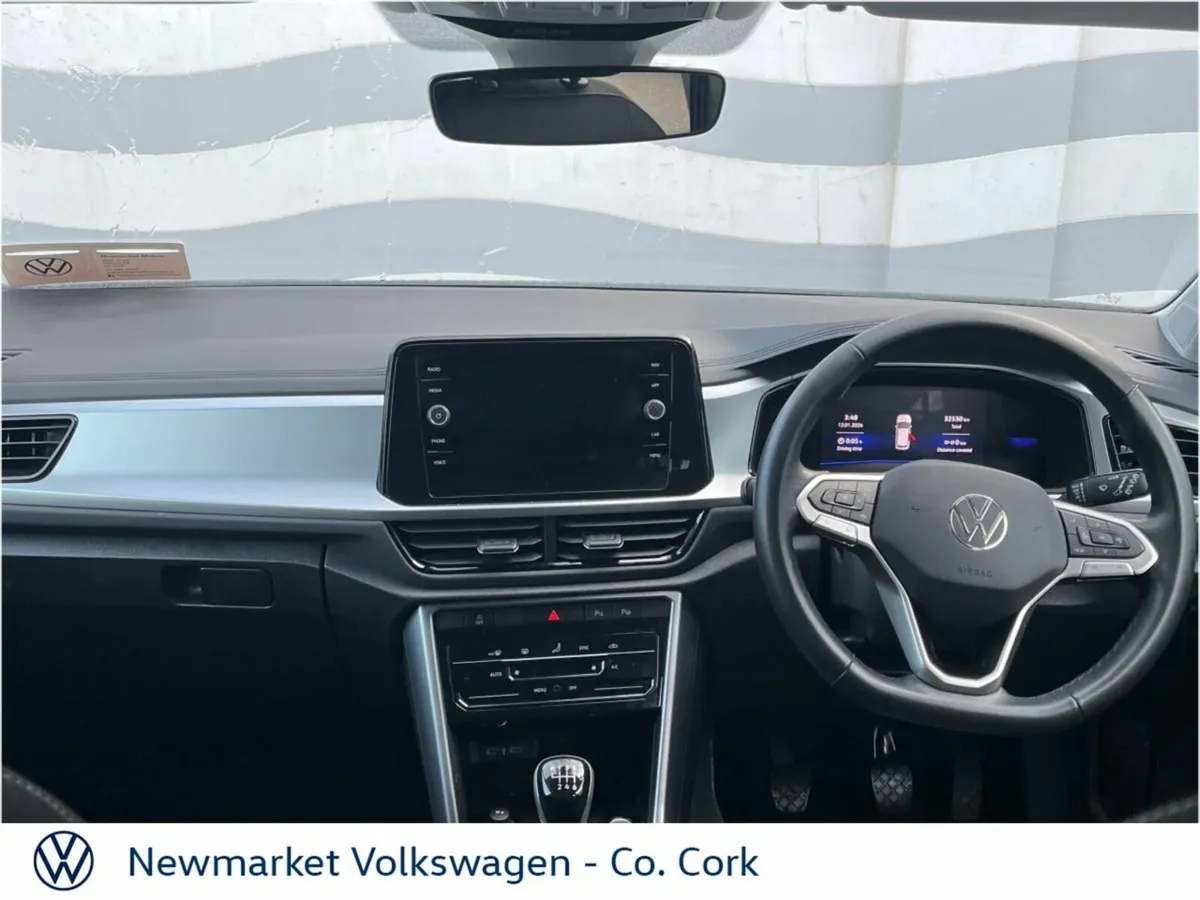 Volkswagen T-Roc EDITION 75 2.0TDI 6 SPEED 116BHP - Image 2