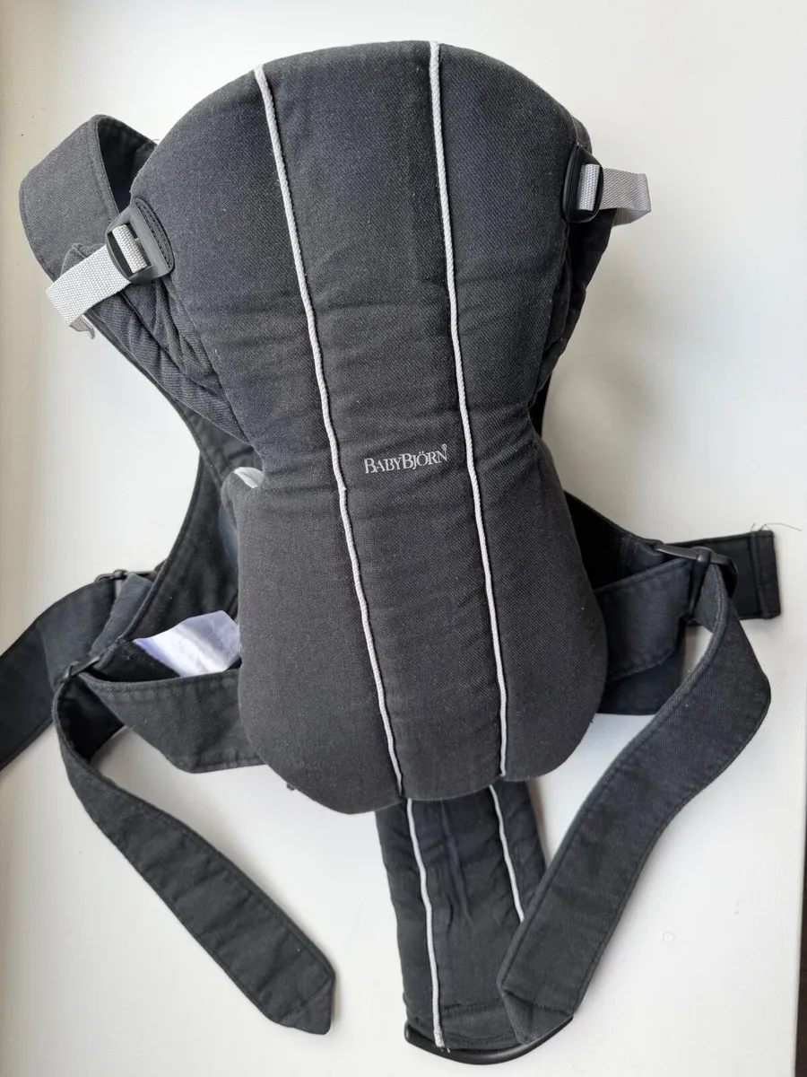 BabyBjörn Carrier - Image 1