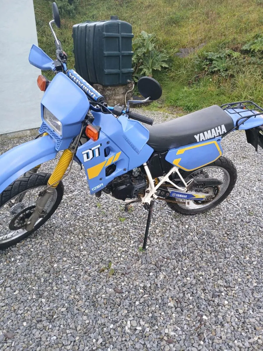 Rare 1988 yamaha dt 125r - Image 3