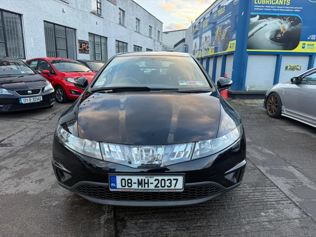 Honda Civic 2008 Low mileage - Image 3