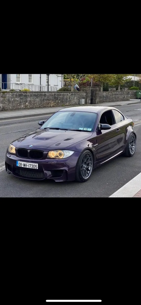 BMW 1-Series 2008. 135i manual  straight 6 - Image 2