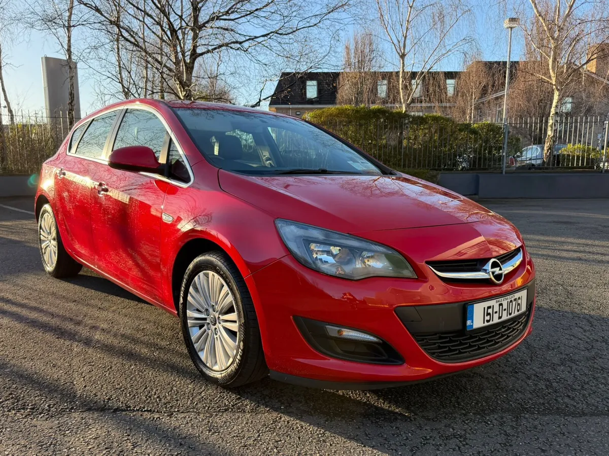 Opel Astra 1.6 CDTI Excite - Image 1
