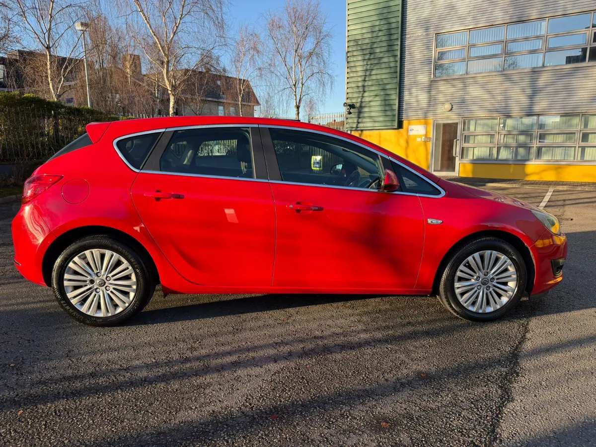 Opel Astra 1.6 CDTI Excite - Image 3