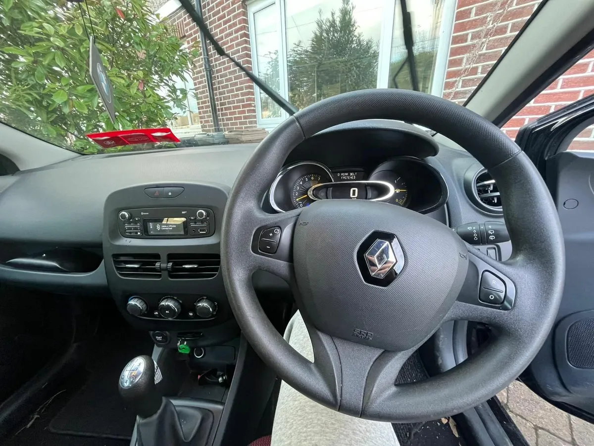 Renault Clio 2013 - Image 4