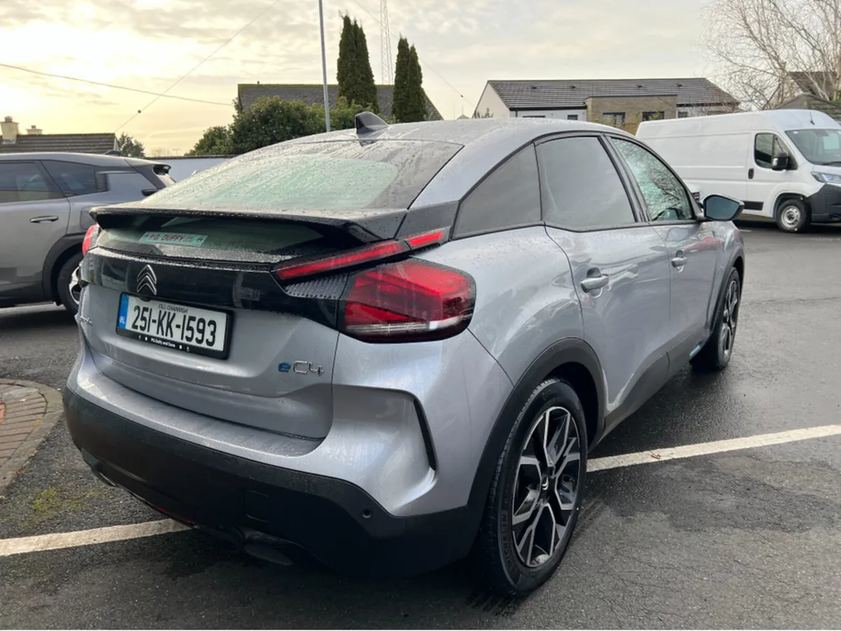 Citroen C4 EFEEL PACK 50KWH 136BHP (PRICE EX VAT) - Image 3