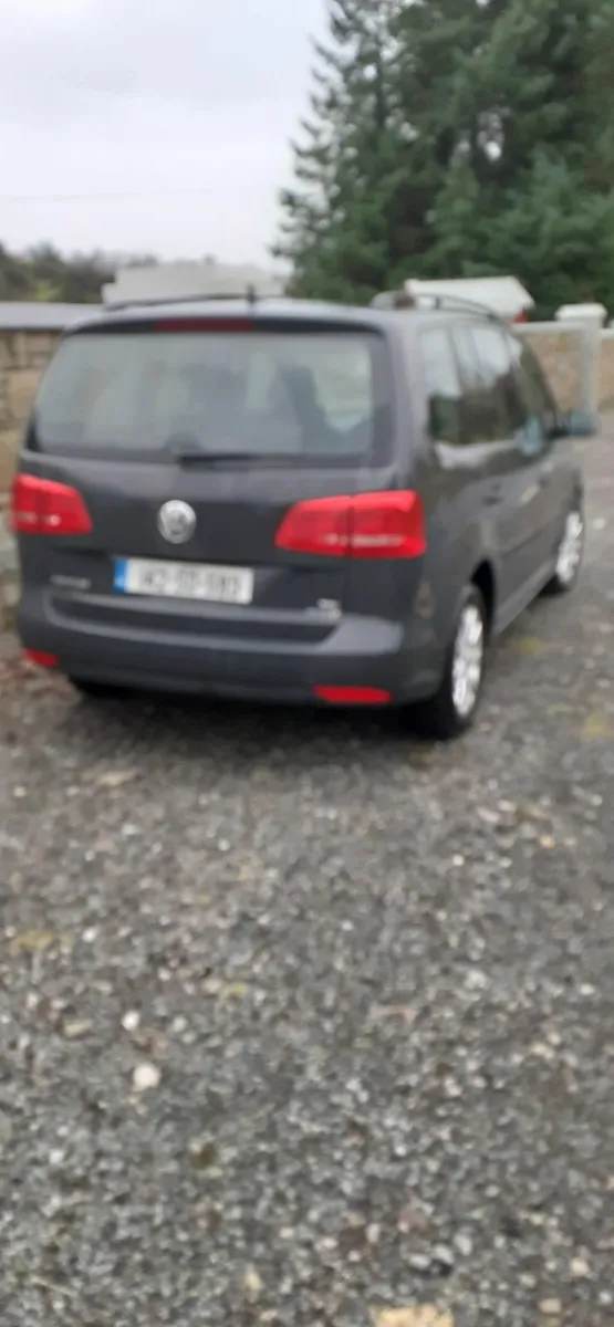 Volkswagen Touran 2014 - Image 3