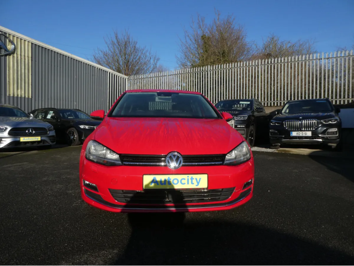 Volkswagen Golf TSI Bluemotion - Image 2