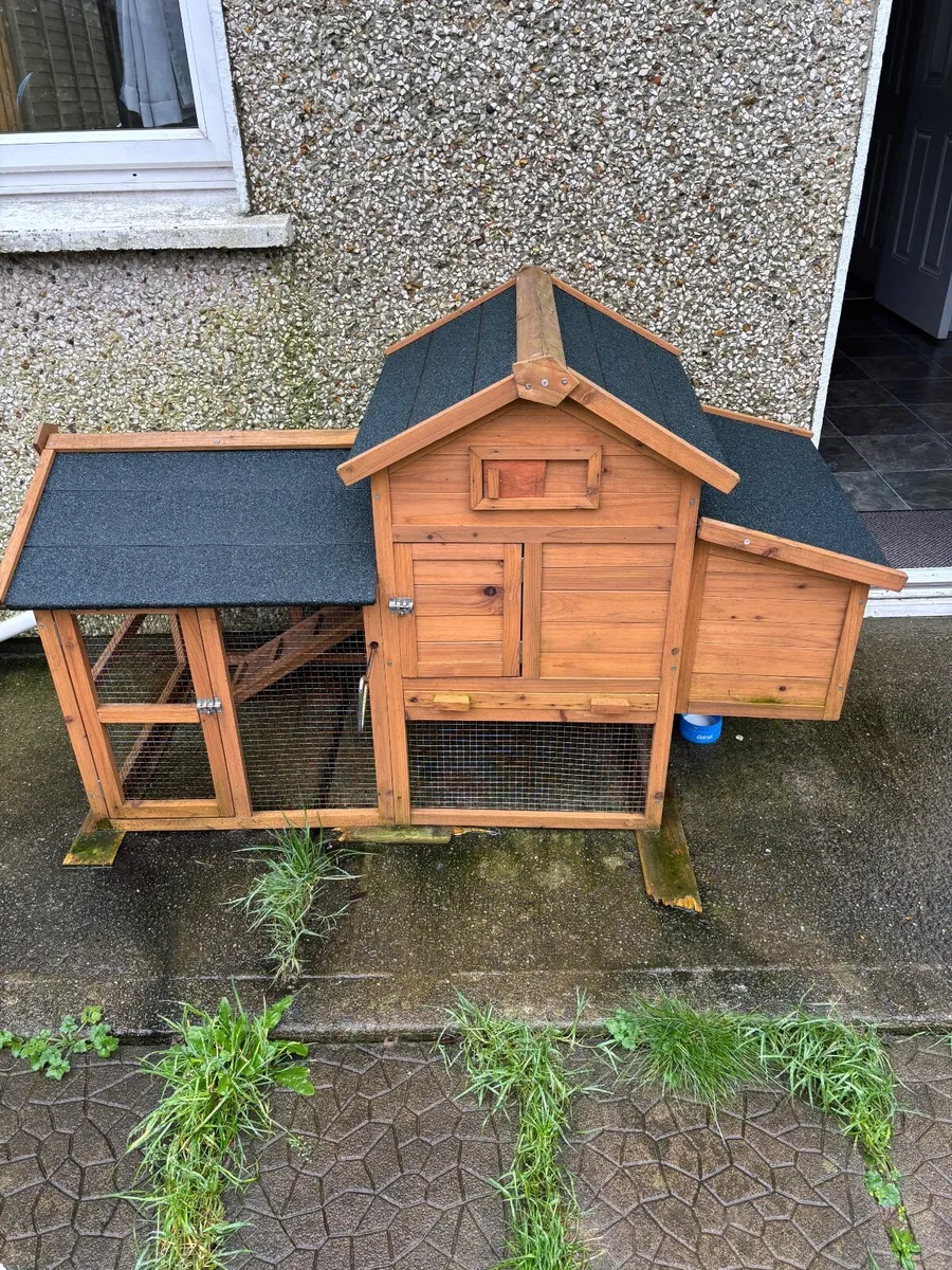 Chicken Coop - Image 2