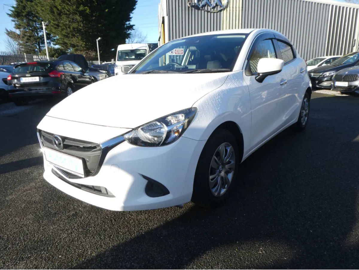 Mazda Demio Skyactive - Image 3