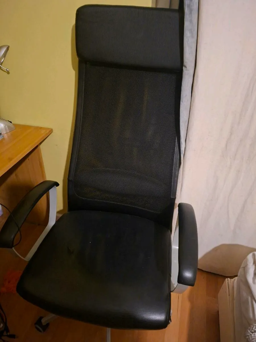 Office chair - Image 2