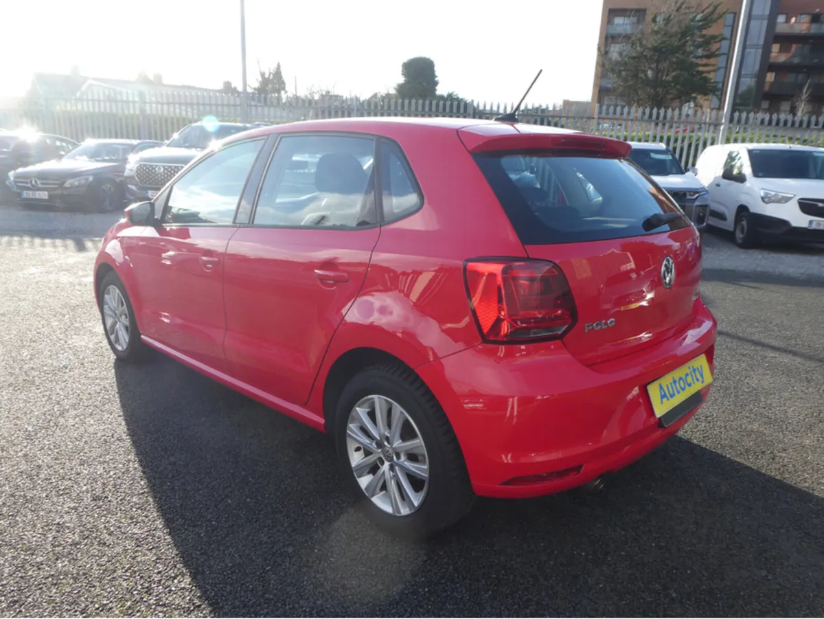 Volkswagen Polo TSI Bluemotion - Image 4