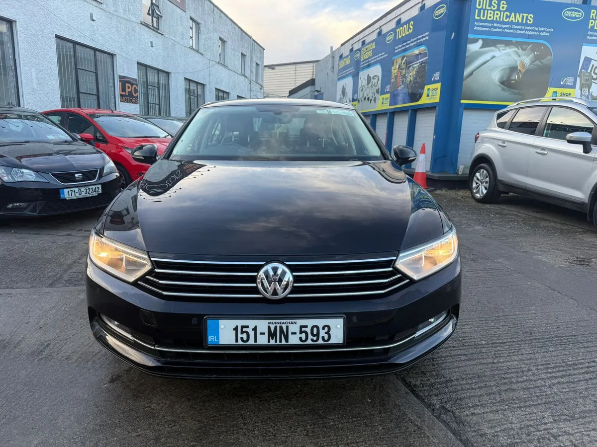 Volkswagen Passat 2015 - Image 3