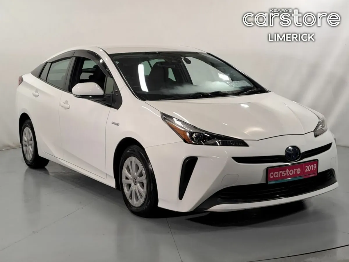 Toyota Prius 1.8 PET HYBRID - Image 1