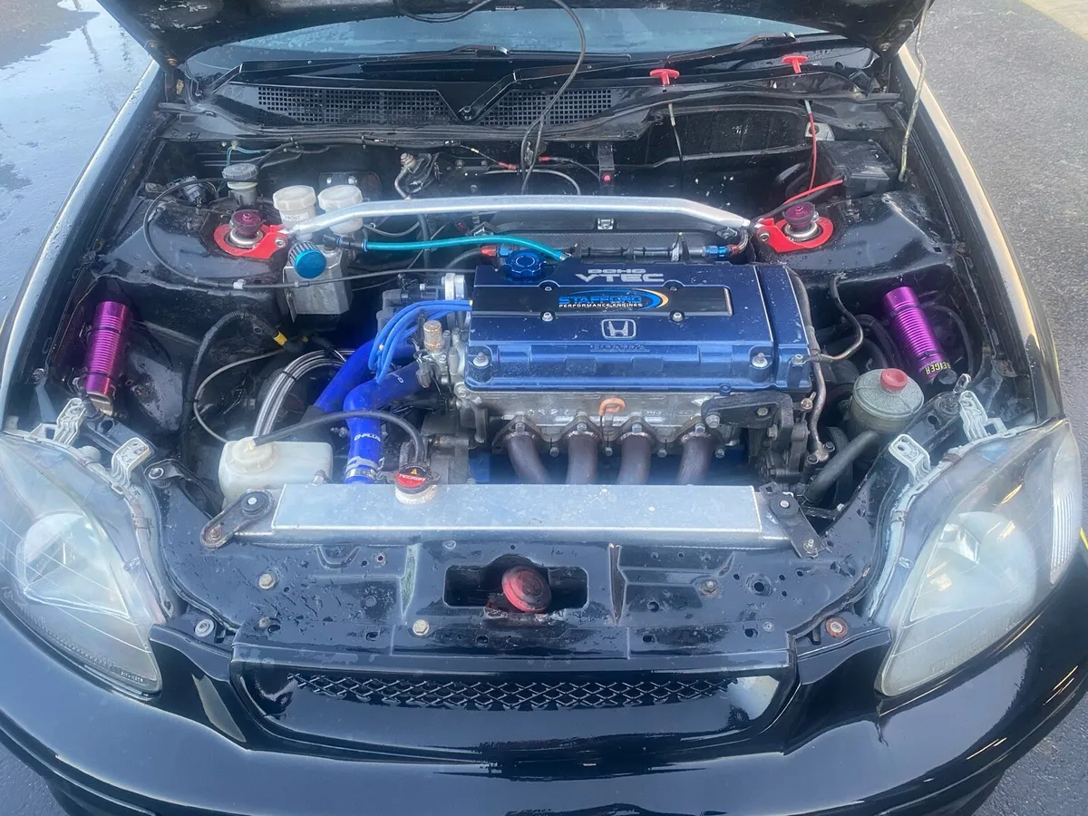 Honda civic - Image 2