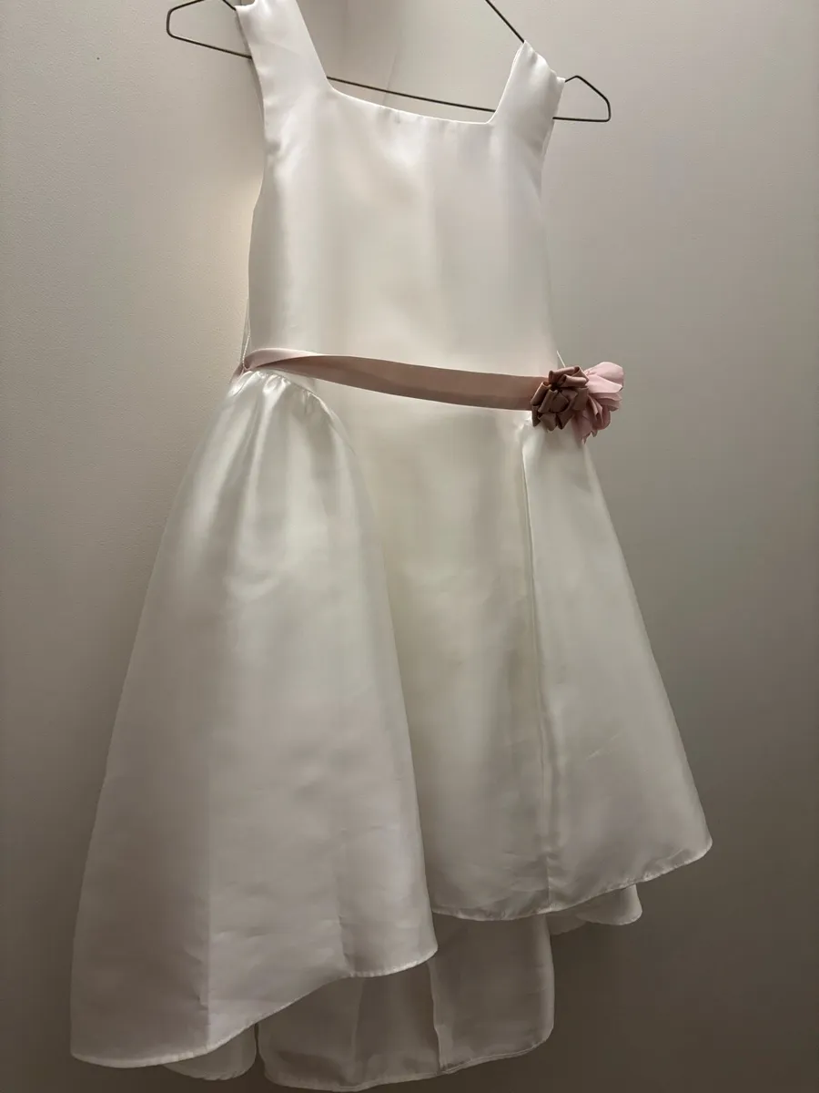 Flower girls dresses - Image 1