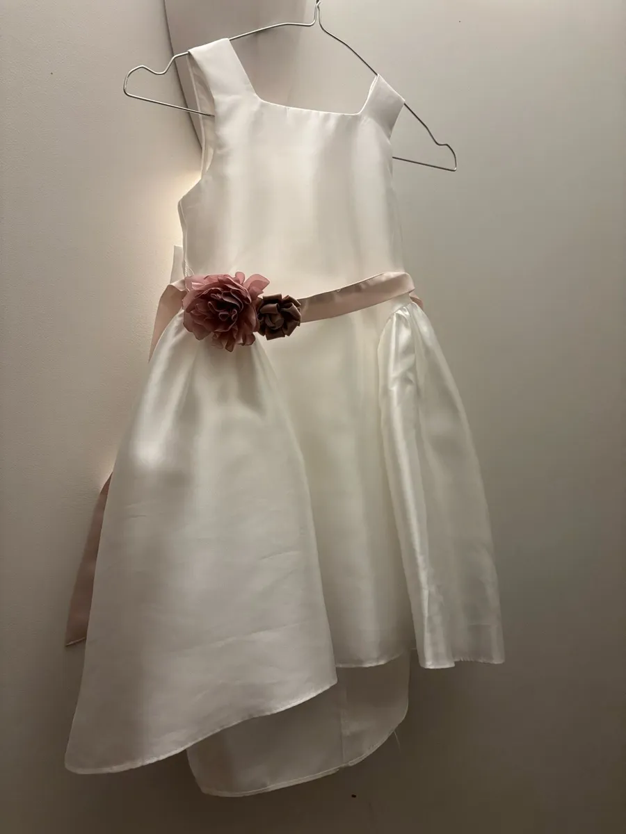 Flower girls dresses - Image 3