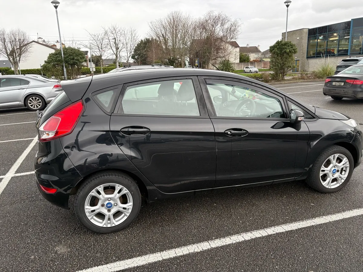 132 Ford Fiesta - Image 4